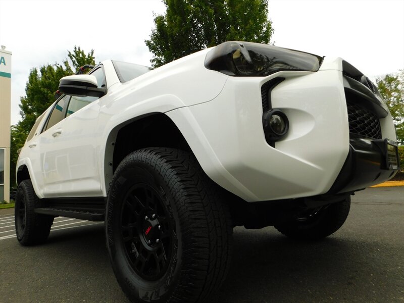 2019 Toyota 4Runner TRD CUSTOM UPGRADE / Leather / LIFTED LIFTED   - Photo 10 - Portland, OR 97217