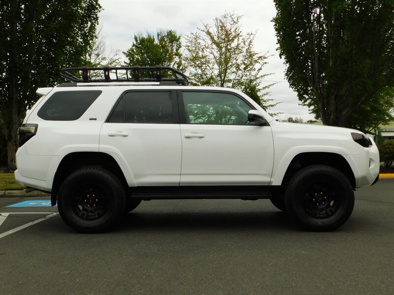 2019 Toyota 4Runner TRD CUSTOM UPGRADE / Leather / LIFTED LIFTED   - Photo 4 - Portland, OR 97217