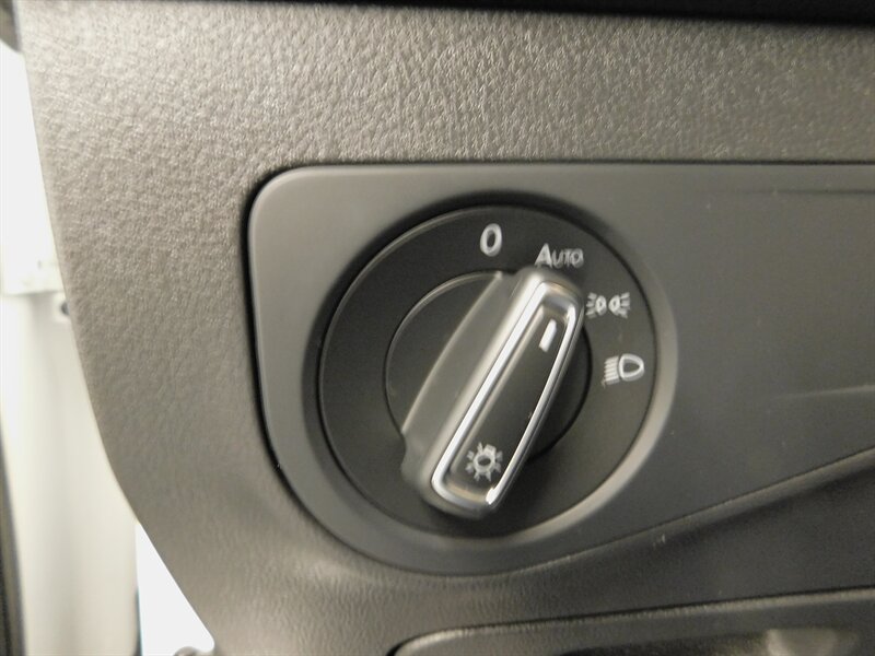 2019 Volkswagen Tiguan 2.0T SE 4Motion AWD / Leather/ 3RD ROW/24,000 MILE - Photo 31 - Gladstone, OR 97027