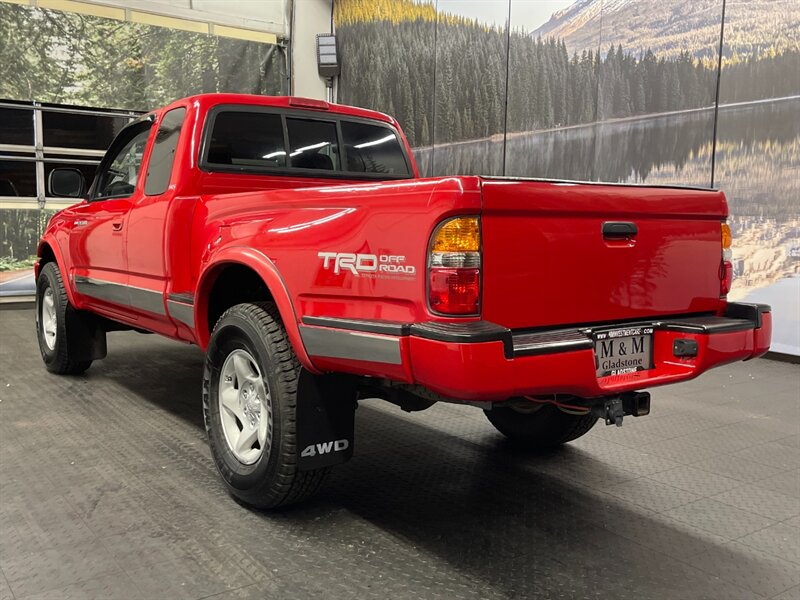 2001 Toyota Tacoma 2dr Xtracab 4x4 / 5-SPEED MANUAL / TRD OFF RD   - Photo 7 - Gladstone, OR 97027