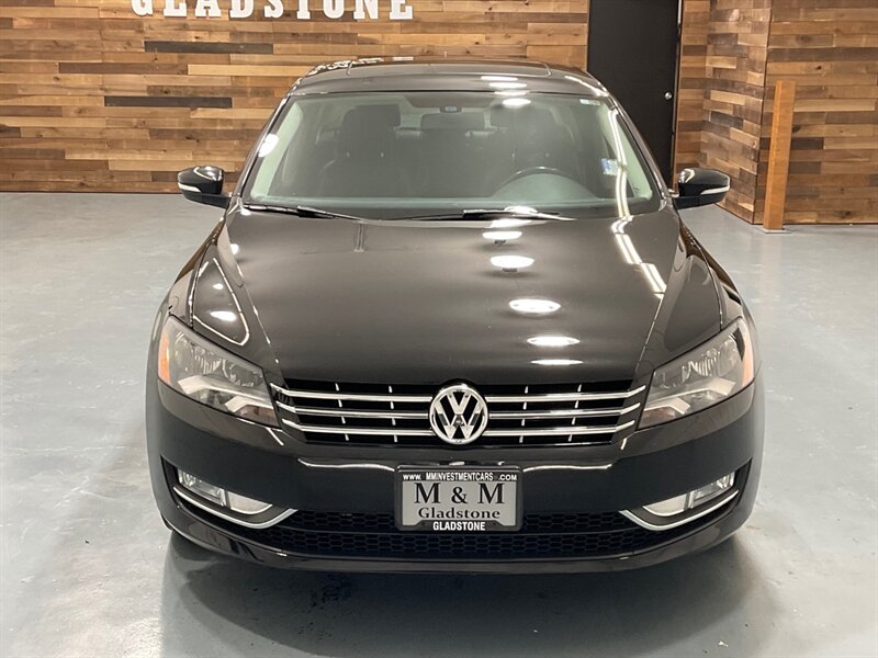 2013 Volkswagen Passat TDI SEL Premium 2.0L 4Cyl Turbo DIESEL / Navi  / Sunroof /Camera/  Heated Seats / LOCAL CAR - Photo 5 - Gladstone, OR 97027