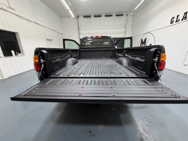 2000 Toyota Tundra Standard Cab Long Bed 3.4L V6/ZERO RUST/108K MILES / FRESH TIMING BELT WATERPUMP SERVICE JUST DONE - Photo 11 - Gladstone, OR 97027