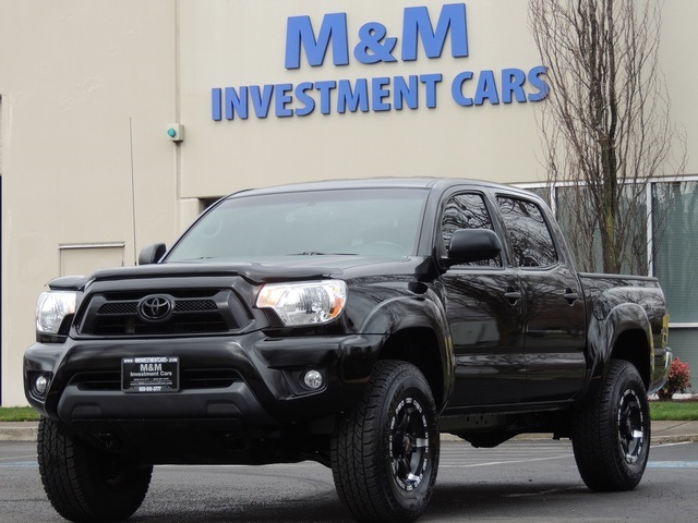 2012 Toyota Tacoma V6 / Crew Cab / 4X4 / Navigation / LIFTED LIFTED   - Photo 1 - Portland, OR 97217