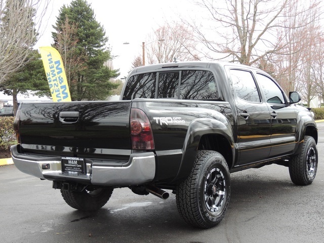 2012 Toyota Tacoma V6 / Crew Cab / 4X4 / Navigation / LIFTED LIFTED   - Photo 8 - Portland, OR 97217