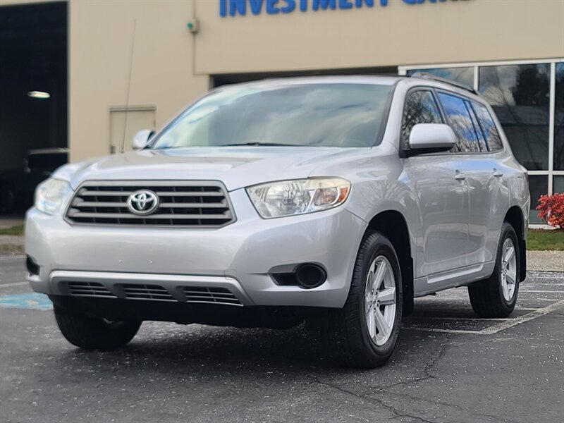 2008 Toyota Highlander SPORT ALL WHEEL DRIVE / 7-passengers / Oregon Car  / New Tires / Fresh Trade In - Photo 1 - Portland, OR 97217