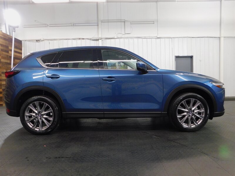 2019 Mazda CX-5 Grand Touring AWD /   - Photo 4 - Gladstone, OR 97027