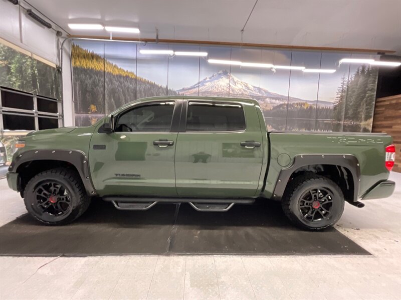 2020 Toyota Tundra TRD Pro CrewMax 4X4 / 5.7L V8 / 1-OWNER  NEW TIRES  / Leather & Sunroof - Photo 3 - Gladstone, OR 97027