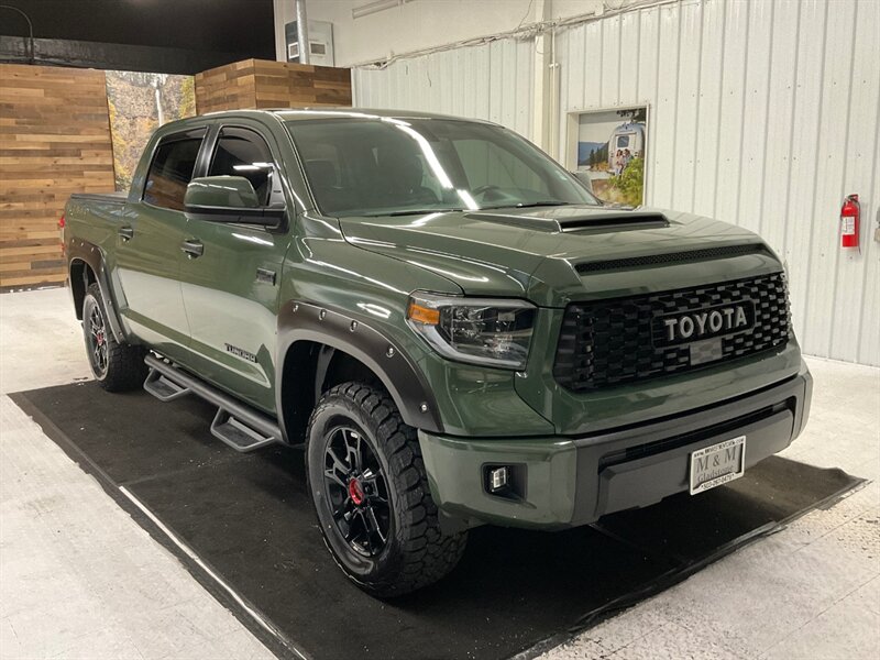 2020 Toyota Tundra TRD Pro CrewMax 4X4 / 5.7L V8 / 1-OWNER  NEW TIRES  / Leather & Sunroof - Photo 2 - Gladstone, OR 97027