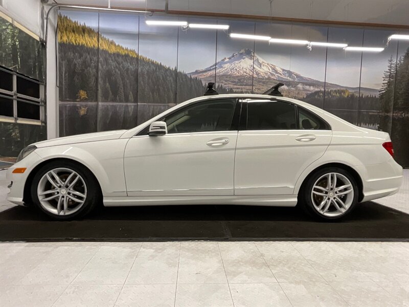 2013 Mercedes-Benz C 300 Sport 4MATIC AWD / 3.5L V6 /  77,000 MILES  / Leather Seats / Sunroof / Roof Rack / LOCAL CAR / Excel Cond - Photo 3 - Gladstone, OR 97027