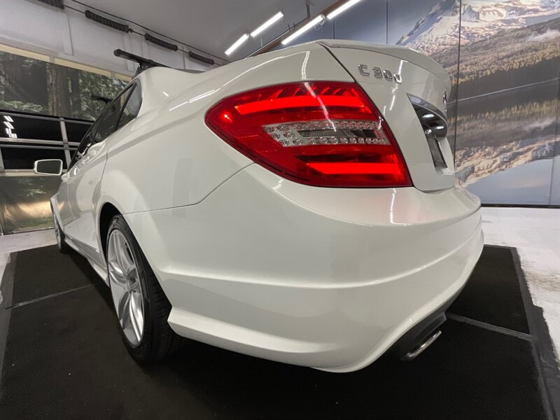 2013 Mercedes-Benz C 300 Sport 4MATIC AWD / 3.5L V6 /  77,000 MILES  / Leather Seats / Sunroof / Roof Rack / LOCAL CAR / Excel Cond - Photo 10 - Gladstone, OR 97027