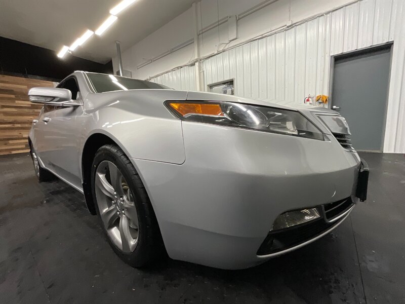 2014 Acura TL SH-AWD Sedan /Leather heated Seats / NEW TIRES  LOCAL OREGON CAR / CLEAN CARFAX HISTORY - Photo 9 - Gladstone, OR 97027