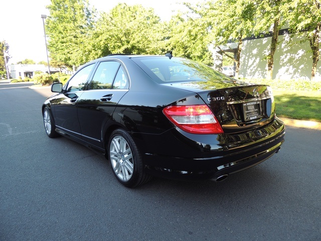 2009 Mercedes-Benz C300 4MATIC Luxury/4WD/Navigation/ 50k miles   - Photo 9 - Portland, OR 97217