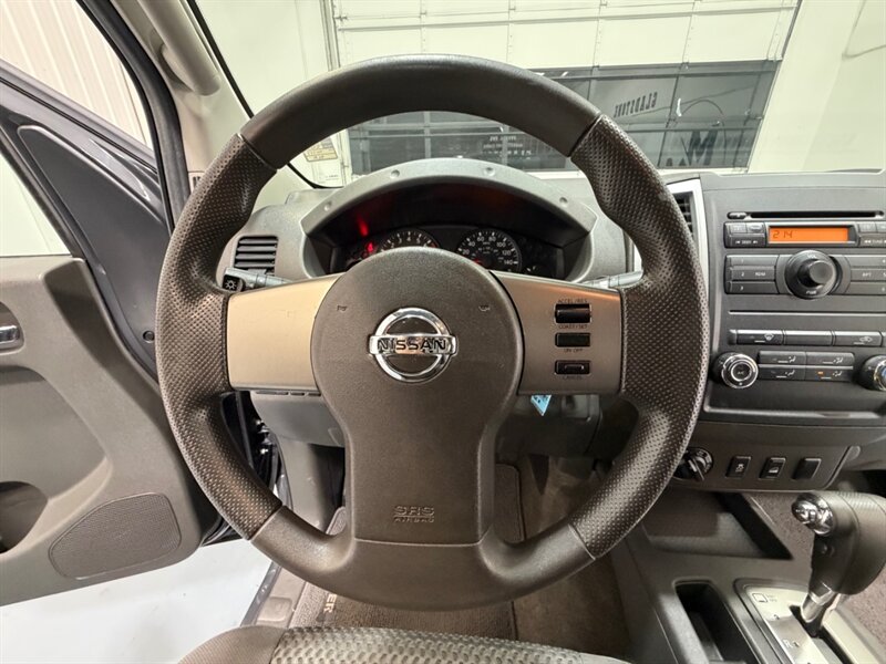 2012 Nissan Frontier SV V6 Extnd Cab 4.0L V6 / NEW TIRES / 96k MILES / LOCAL RUST FREE / EXLNT COND - Photo 17 - Gladstone, OR 97027