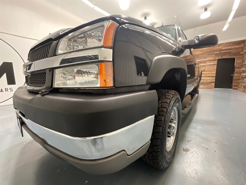2004 Chevrolet Silverado 2500 LT 4X4 6.0L V8 / Leather Heatd Seats / 1-OWNER /1-OWNER w. ZERO RUST / LONG BED - Photo 53 - Gladstone, OR 97027