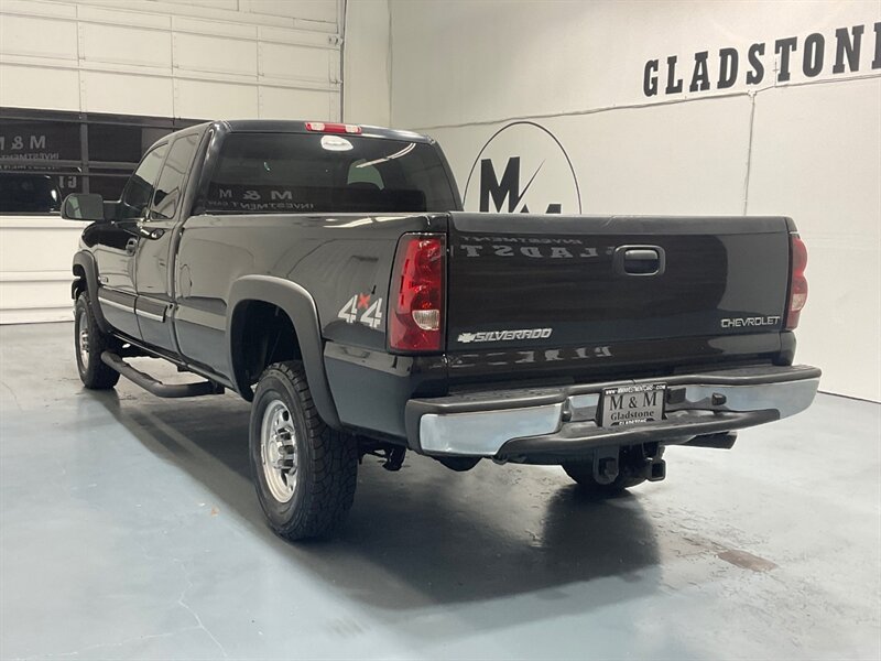 2004 Chevrolet Silverado 2500 LT 4X4 6.0L V8 / Leather Heatd Seats / 1-OWNER /1-OWNER w. ZERO RUST / LONG BED - Photo 8 - Gladstone, OR 97027