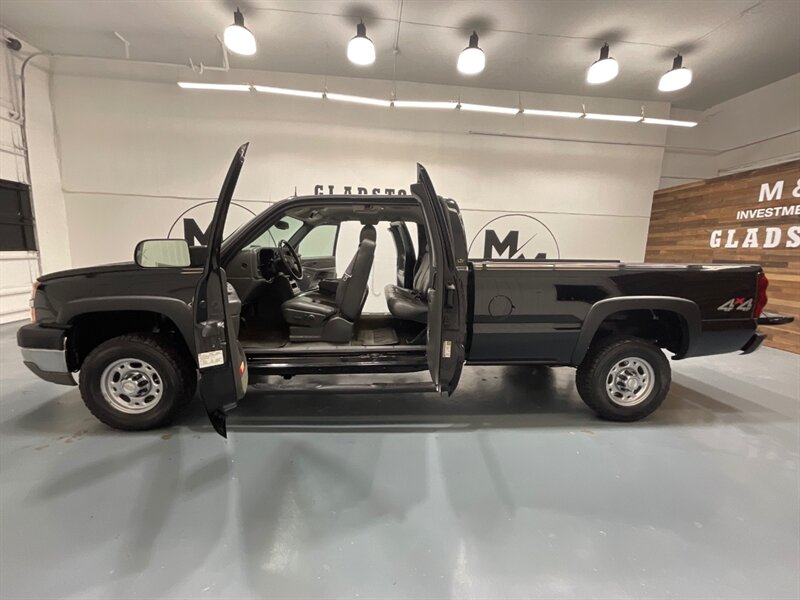 2004 Chevrolet Silverado 2500 LT 4X4 6.0L V8 / Leather Heatd Seats / 1-OWNER /1-OWNER w. ZERO RUST / LONG BED - Photo 12 - Gladstone, OR 97027