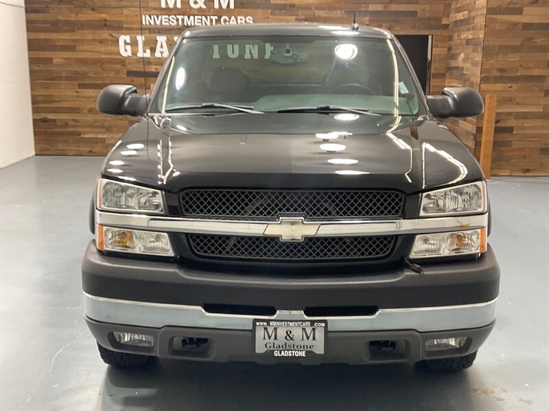 2004 Chevrolet Silverado 2500 LT 4X4 6.0L V8 / Leather Heatd Seats / 1-OWNER /1-OWNER w. ZERO RUST / LONG BED - Photo 5 - Gladstone, OR 97027