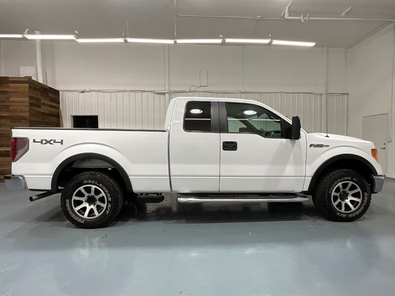 2009 Ford F-150 XLT Super Cab 4X4 / 5.4L V8 / 6.5Ft Bed / LOCAL   - Photo 4 - Gladstone, OR 97027