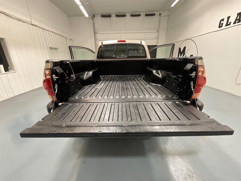 2007 Toyota Tacoma Regular Cab 4X4 5-SPEED MANUAL / 4Cyl / LIFTED / NEW WHEELS & TIRES / LOCAL w. ZERO RUST - Photo 11 - Gladstone, OR 97027