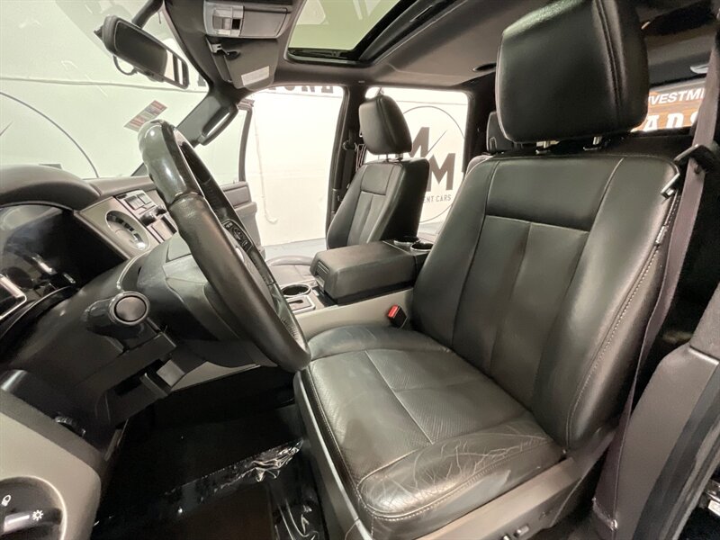 2012 Ford Expedition Limited 4X4 / Leather Sunroof Navigation  / Heated & Cooled Leather Seats - Photo 40 - Gladstone, OR 97027