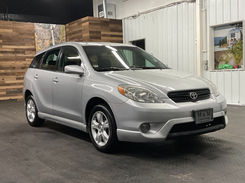 2005 Toyota Matrix XR Hatchback AWD / Sunroof / Excel Cond   - Photo 2 - Gladstone, OR 97027