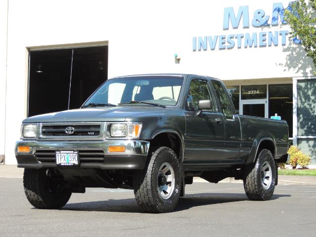 1993 Toyota Pickup Deluxe V6 2dr Deluxe V6 / 4X4 / 5-SPEED / 1-OWNER   - Photo 37 - Portland, OR 97217