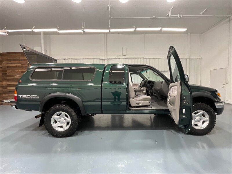 2001 Toyota Tacoma V6 SR5 TRD OFF RD 4X4 / REAR DIFF LOCK/ 94K MILES  / TIMING BELT SERVICE ALREADY DONE / ZERO RUST - Photo 44 - Gladstone, OR 97027