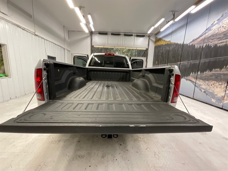 2005 Dodge Ram 3500 SLT SPORT 4X4 /5.9L DIESEL / DUALLY / 68,000 MILES  / LOCAL TRUCK / BRAND NEW SET OF TIRES / 5.9L CUMMINS DIESEL HIGH OUTPUT / LOW MILES - Photo 21 - Gladstone, OR 97027