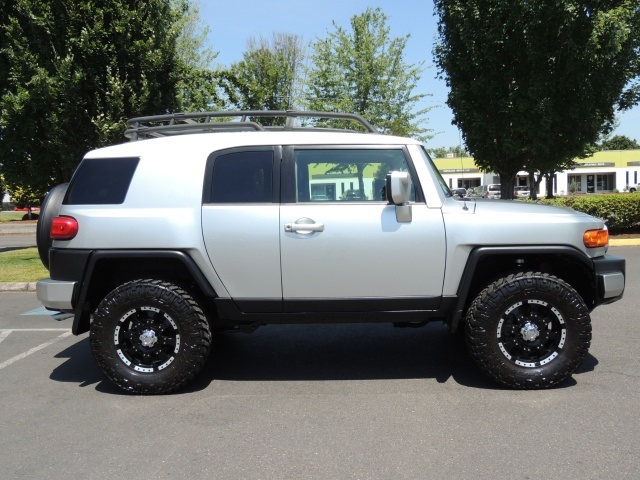 2007 Toyota FJ Cruiser 6-SPEED/ REAR DIFF LOCKS/ LIFTED - Photo 4 - Portland, OR 97217