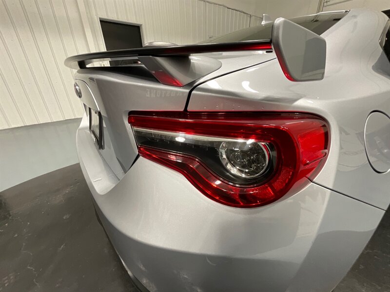 2017 Subaru BRZ Limited Coupe / Backup Camera / 31,000 MILES  / LOCAL CAR - Photo 27 - Gladstone, OR 97027