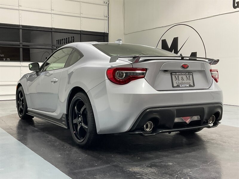 2017 Subaru BRZ Limited Coupe / Backup Camera / 31,000 MILES  / LOCAL CAR - Photo 7 - Gladstone, OR 97027