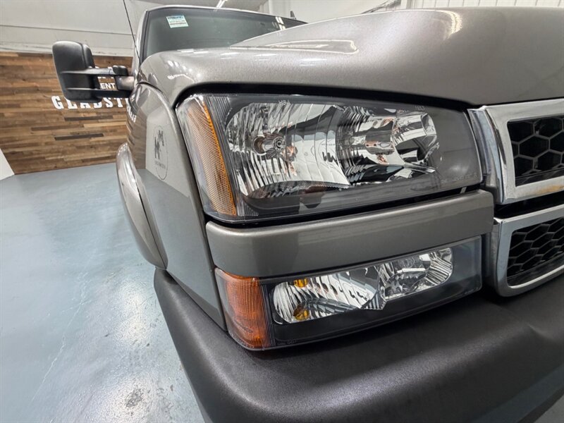 2007 Chevrolet Silverado 2500 LT 2500HD Classic 4X4 6.6L DIESEL LBZ MOTOR / Leather Seats / Rear Airbags / ZERO RUST - Photo 27 - Gladstone, OR 97027