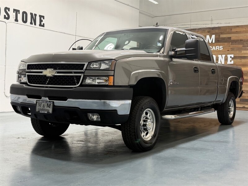 2007 Chevrolet Silverado 2500 LT 2500HD Classic 4X4 6.6L DIESEL LBZ MOTOR / Leather Seats / Rear Airbags / ZERO RUST - Photo 56 - Gladstone, OR 97027