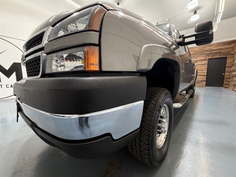 2007 Chevrolet Silverado 2500 LT 2500HD Classic 4X4 6.6L DIESEL LBZ MOTOR / Leather Seats / Rear Airbags / ZERO RUST - Photo 52 - Gladstone, OR 97027