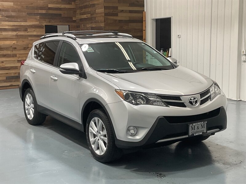 2014 Toyota RAV4 Limited AWD / Leather / Sunroof / Blis / 1-OWNER  / LOCAL SUV - Photo 57 - Gladstone, OR 97027