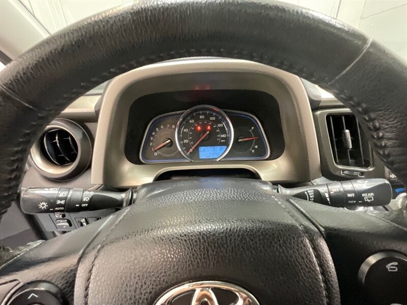 2014 Toyota RAV4 Limited AWD / Leather / Sunroof / Blis / 1-OWNER  / LOCAL SUV - Photo 48 - Gladstone, OR 97027