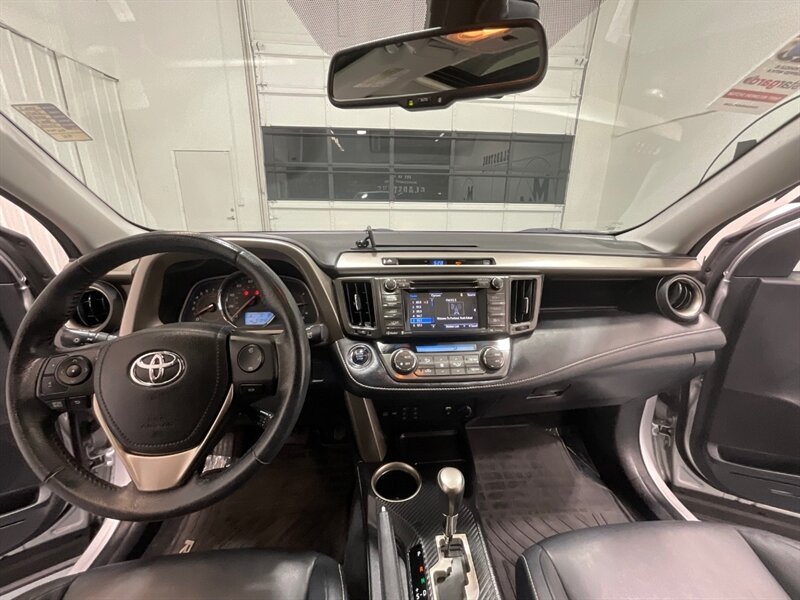 2014 Toyota RAV4 Limited AWD / Leather / Sunroof / Blis / 1-OWNER  / LOCAL SUV - Photo 43 - Gladstone, OR 97027