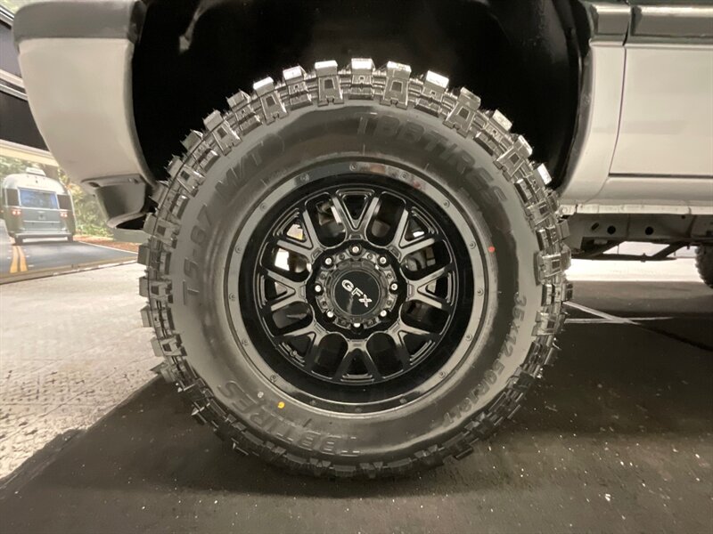 1999 Dodge Ram 2500 ST  / NEW WHEELS & TIRES - Photo 22 - Gladstone, OR 97027