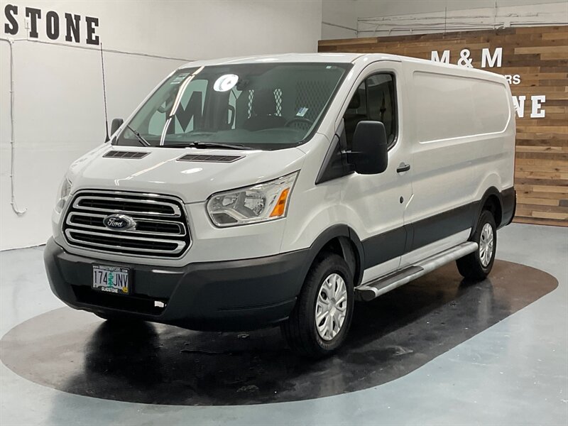 2015 Ford Transit 250 CARGO VAN / 3.7L V6 / LOCAL VAN / 123K MILES  /Low Roof 130inc WB - Photo 1 - Gladstone, OR 97027