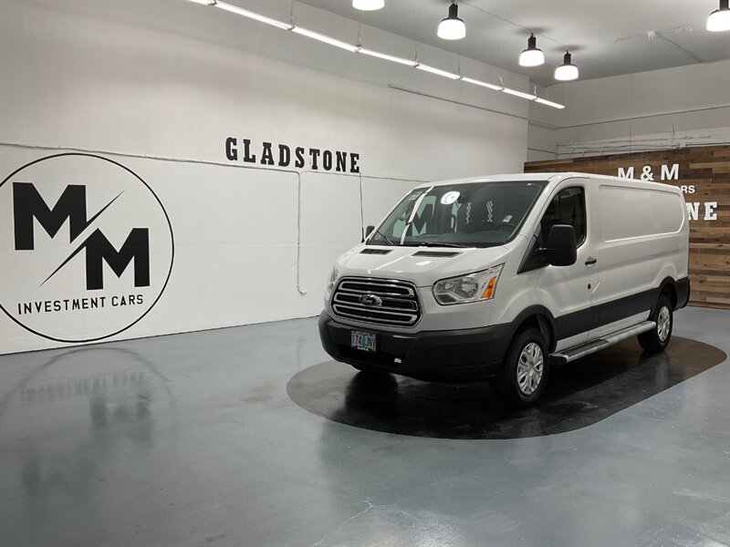 2015 Ford Transit 250 CARGO VAN / 3.7L V6 / LOCAL VAN / 123K MILES  /Low Roof 130inc WB - Photo 5 - Gladstone, OR 97027