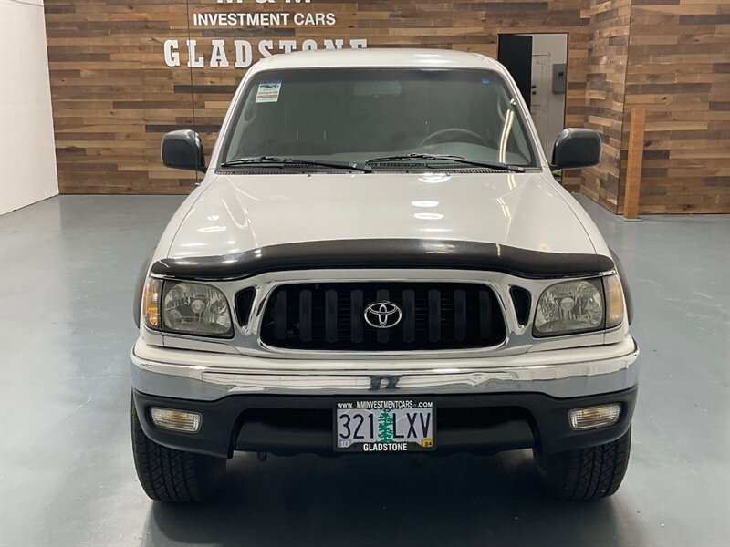 2004 Toyota Tacoma V6 SR5 Double Cab 4X4 / 3.4L V6 / 99K MILES  / FRESH TIMING BELT WATER PUMP SERVICE DONE / LOCAL TRUCK - Photo 5 - Gladstone, OR 97027