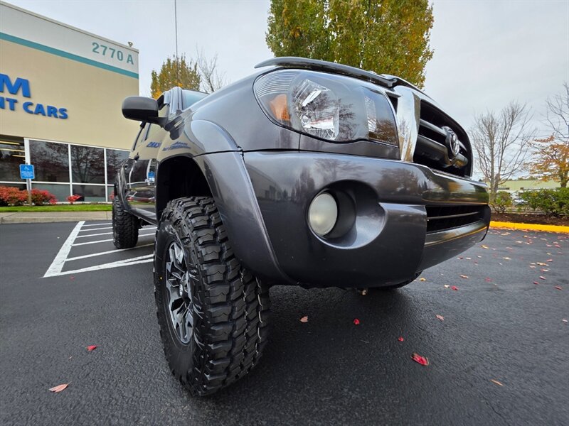 2010 Toyota Tacoma DOUBLE CAB 4X4 / V6 4.0L / NEW TIRES / NEW LIFT  / JUST SERVICED / NO RUST / EXCELLENT CONDITION - Photo 9 - Portland, OR 97217