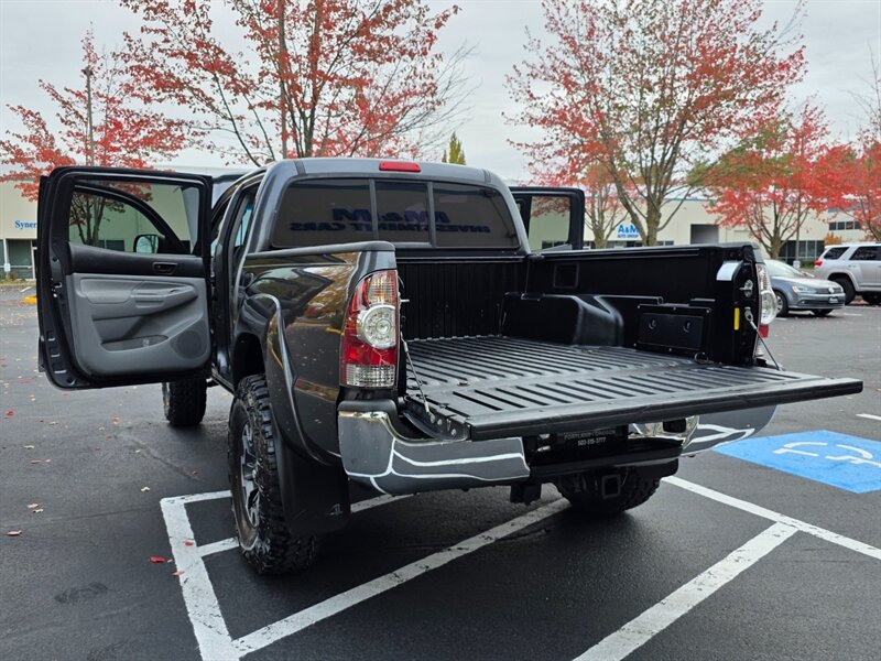 2010 Toyota Tacoma DOUBLE CAB 4X4 / V6 4.0L / NEW TIRES / NEW LIFT  / JUST SERVICED / NO RUST / EXCELLENT CONDITION - Photo 27 - Portland, OR 97217