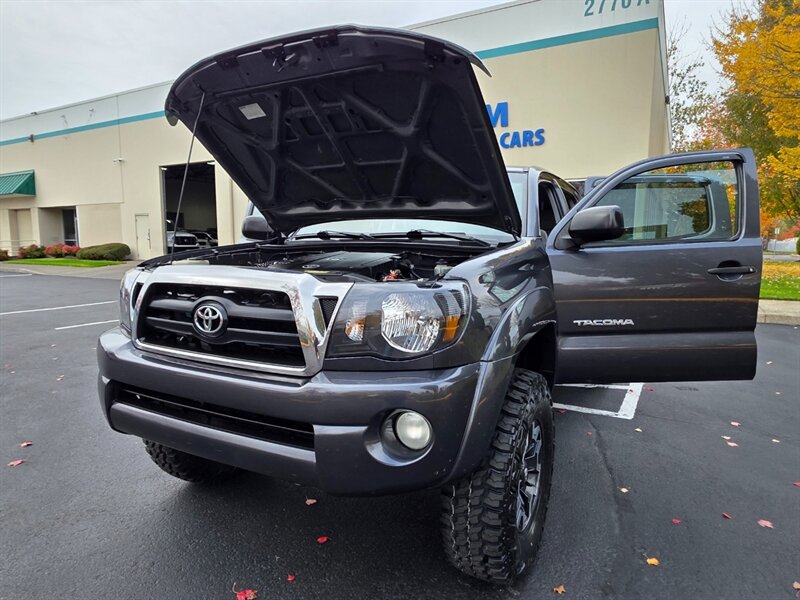 2010 Toyota Tacoma DOUBLE CAB 4X4 / V6 4.0L / NEW TIRES / NEW LIFT  / JUST SERVICED / NO RUST / EXCELLENT CONDITION - Photo 25 - Portland, OR 97217