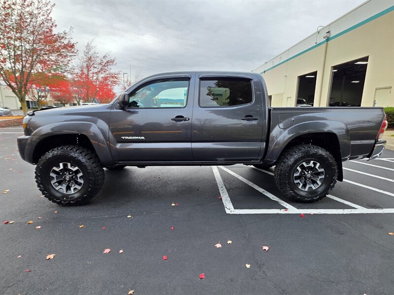 2010 Toyota Tacoma DOUBLE CAB 4X4 / V6 4.0L / NEW TIRES / NEW LIFT  / JUST SERVICED / NO RUST / EXCELLENT CONDITION - Photo 3 - Portland, OR 97217