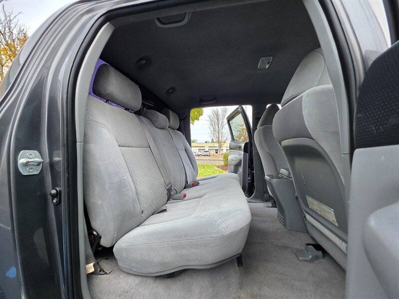 2010 Toyota Tacoma DOUBLE CAB 4X4 / V6 4.0L / NEW TIRES / NEW LIFT  / JUST SERVICED / NO RUST / EXCELLENT CONDITION - Photo 16 - Portland, OR 97217