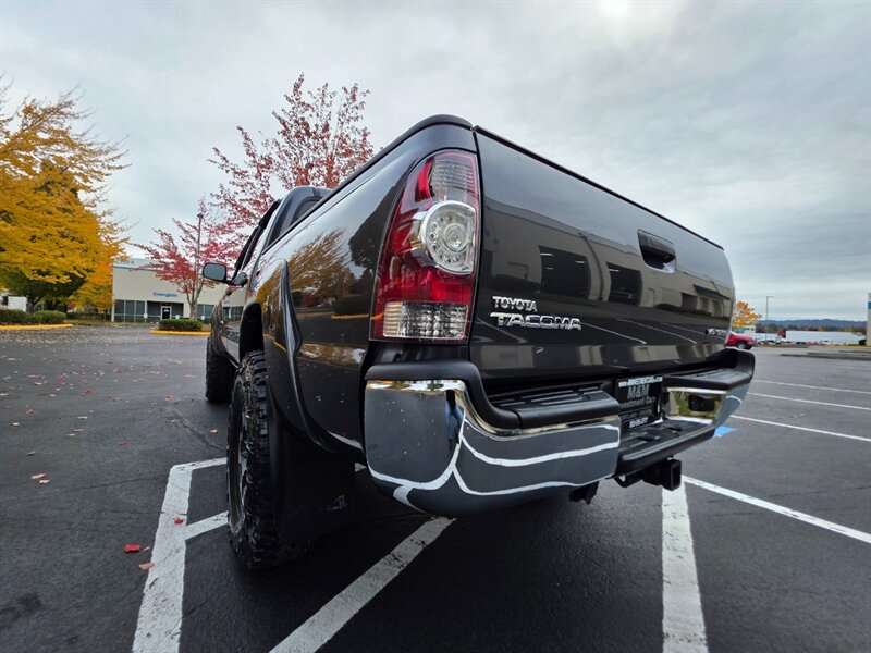 2010 Toyota Tacoma DOUBLE CAB 4X4 / V6 4.0L / NEW TIRES / NEW LIFT  / JUST SERVICED / NO RUST / EXCELLENT CONDITION - Photo 11 - Portland, OR 97217
