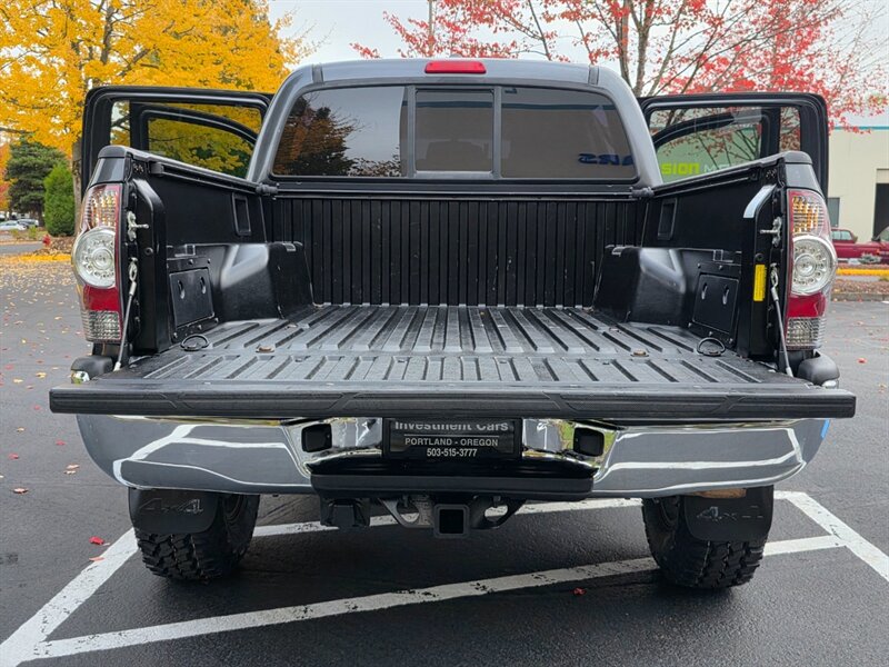 2010 Toyota Tacoma DOUBLE CAB 4X4 / V6 4.0L / NEW TIRES / NEW LIFT  / JUST SERVICED / NO RUST / EXCELLENT CONDITION - Photo 31 - Portland, OR 97217