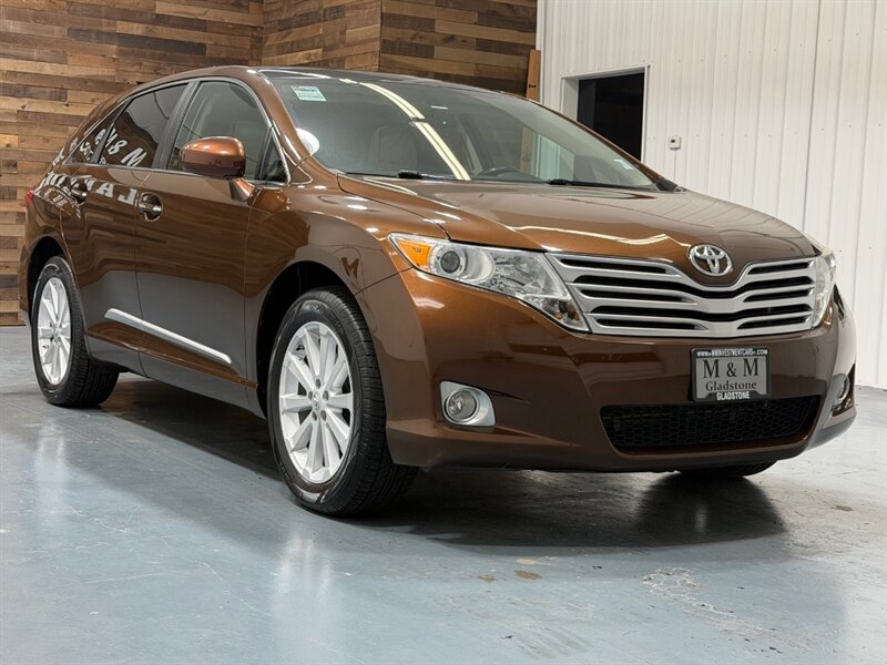 2011 Toyota Venza AWD 4cyl / Leather /Backup Cam /Panoramic Sunroof /Heated Leather Seats /All Wheel Drive - Photo 54 - Gladstone, OR 97027