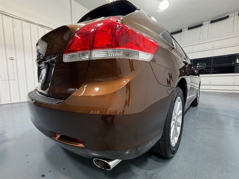 2011 Toyota Venza AWD 4cyl / Leather /Backup Cam /Panoramic Sunroof /Heated Leather Seats /All Wheel Drive - Photo 52 - Gladstone, OR 97027